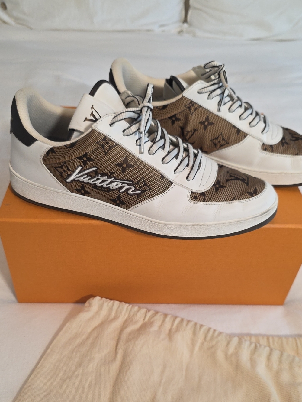 Louis Vuitton Rivoli White Brown Men Sneaker, 9.5, 10.5 US, w/receipt
